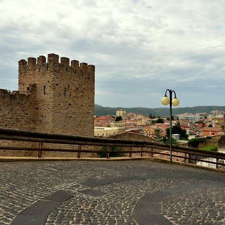 B&B Castello Salvaterra Iglesias Buitenkant foto