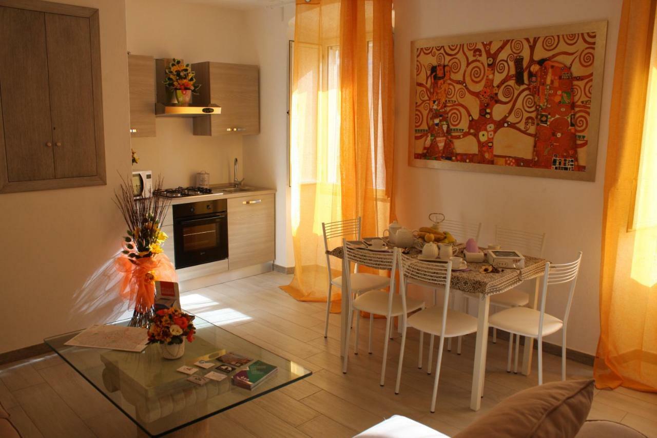 B&B Castello Salvaterra Iglesias Buitenkant foto